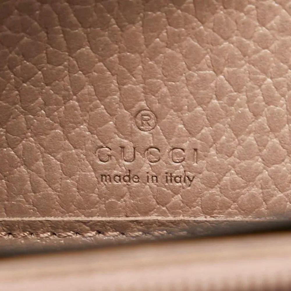 Gucci delivery duty